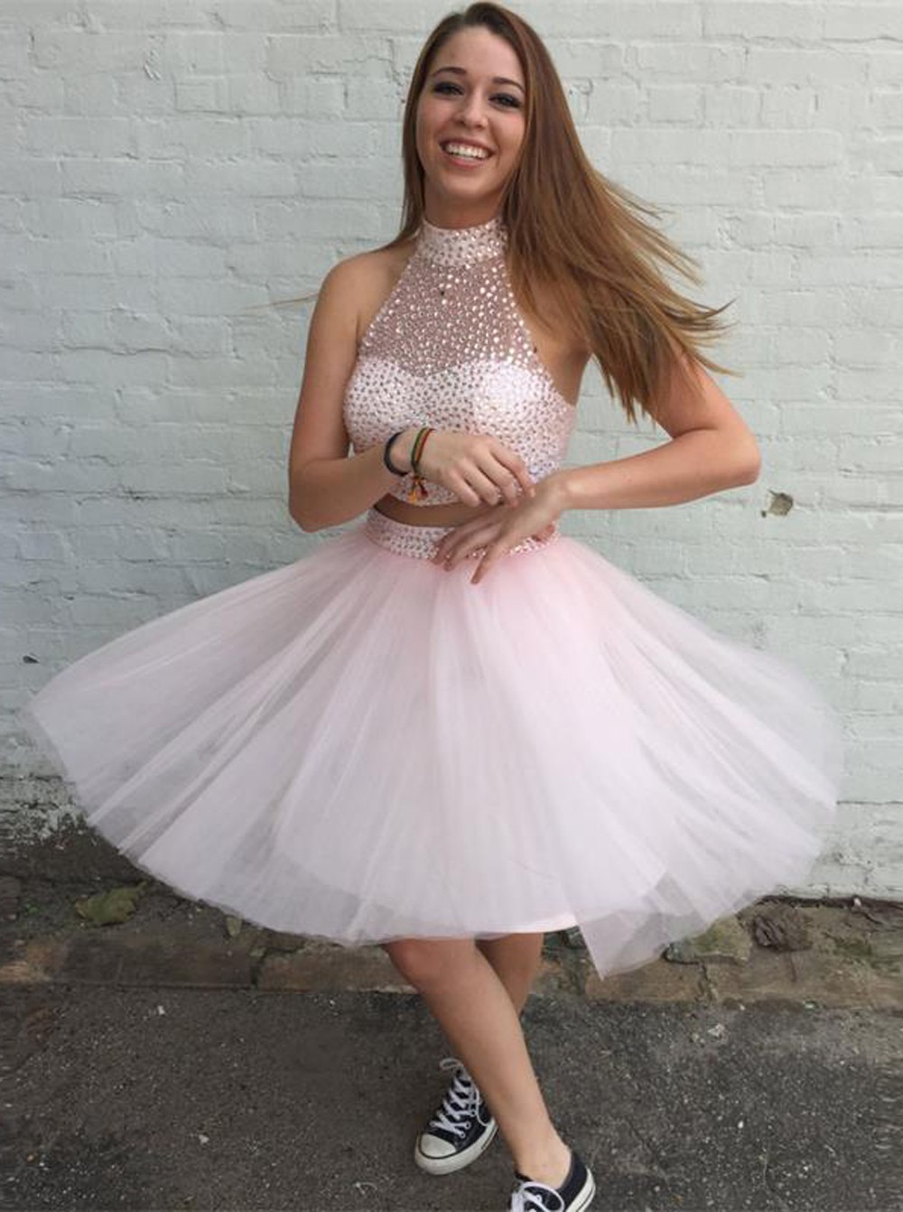 Cute Prom Dresses for Girls with Short Hair