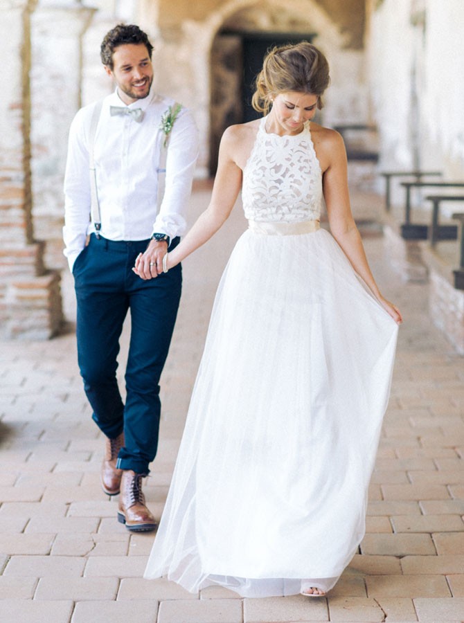 Simple Jewel Sleeveless Floor Length Chiffon Lace Top Wedding Dress